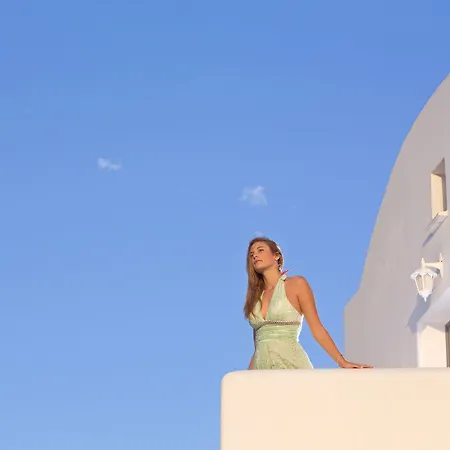 Willa Santorini Princess Presidential *