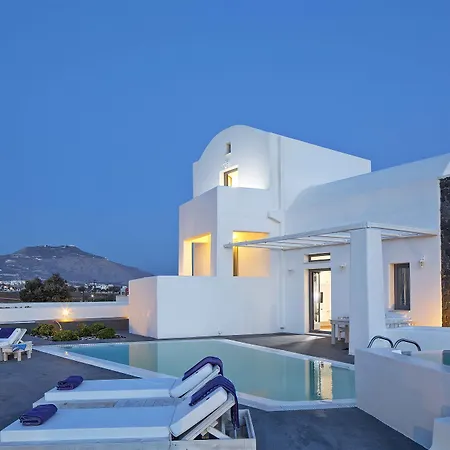 Willa Santorini Princess Presidential